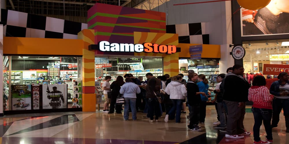 GameStop Closing Hundreds of Stores