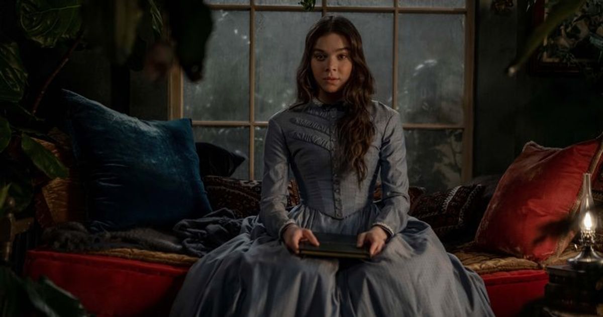 Dickinson series finale Hailee Steinfeld