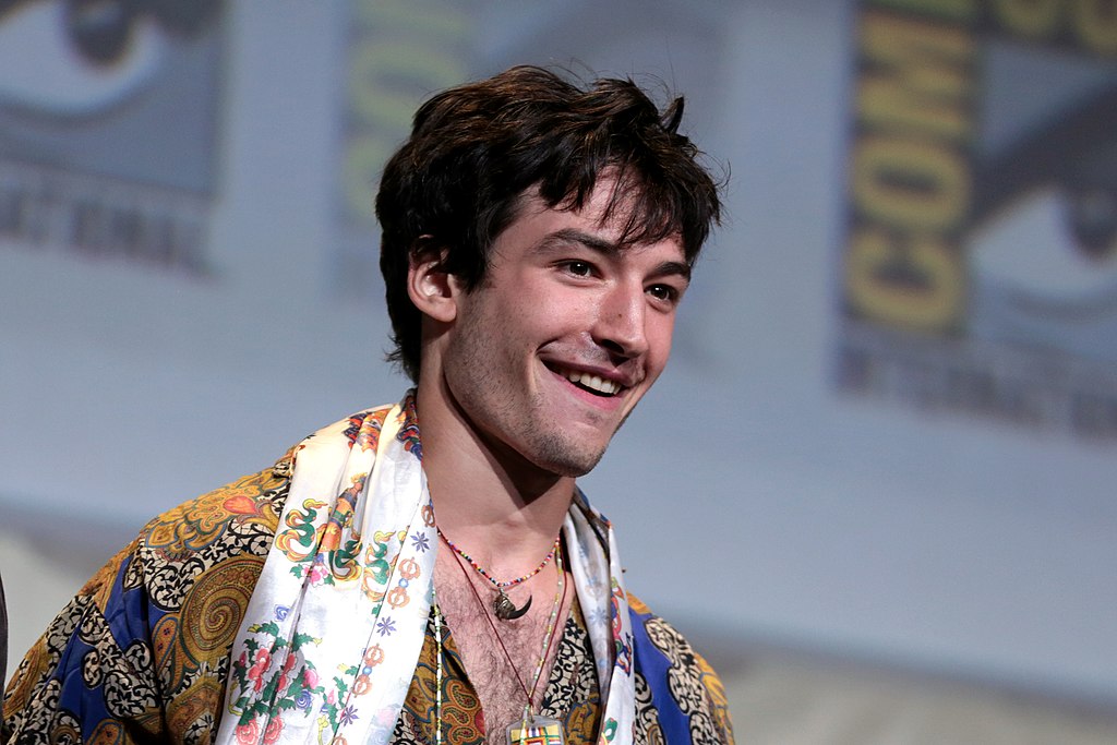 Ezra Miller dancing in Hawaii