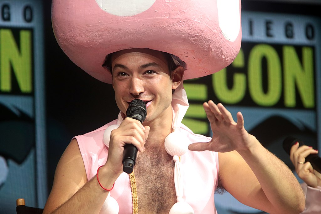 Ezra Miller dancing in Hawaii