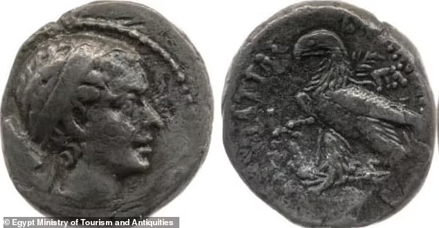 queen cleopatra coin